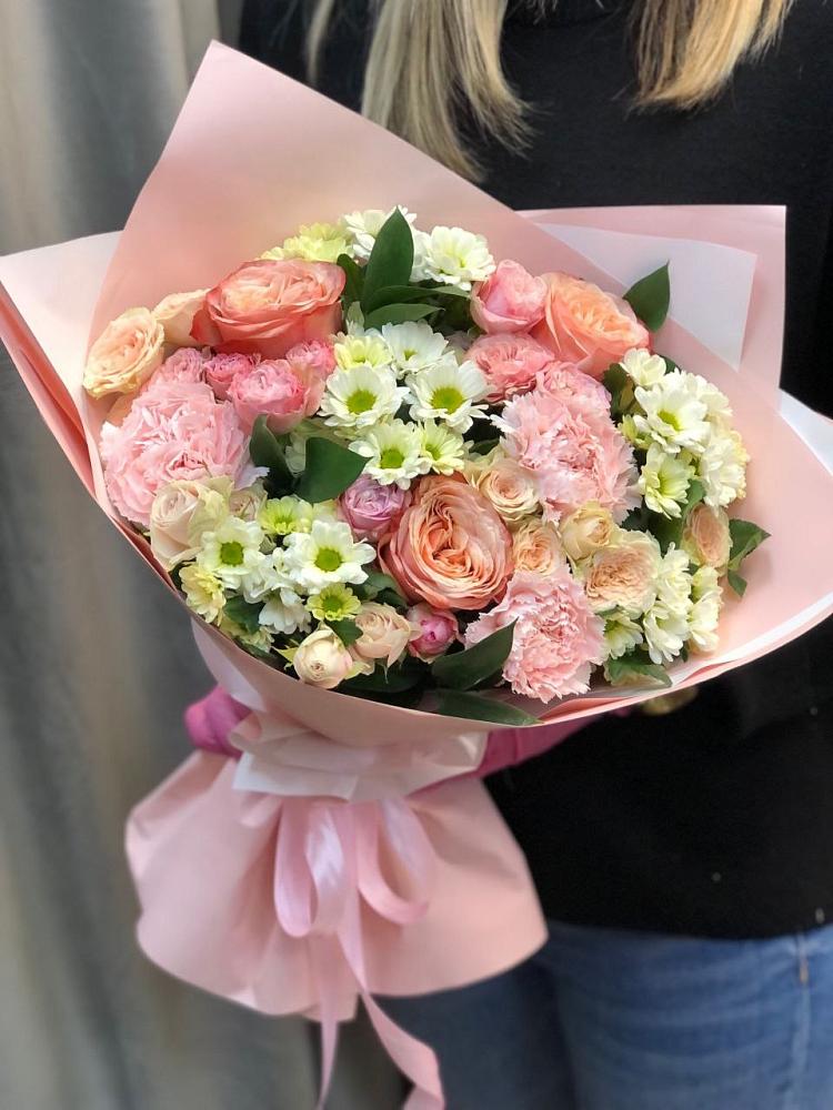 Букет цветов из: Гвоздики, Розы и Хризантемы в Добром