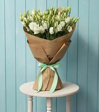 Букет цветов из:  Лизиантусы в Добром