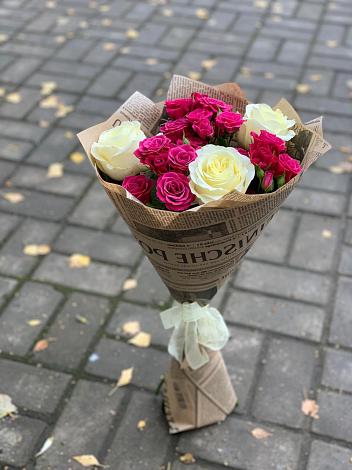 Букет цветов из: Розы в Добром