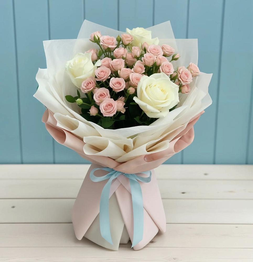 Букет цветов из: Розы в Добром