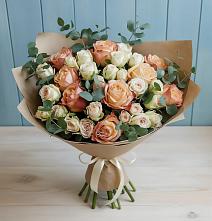 Букет цветов из:  Альстромерии и Розы в Добром